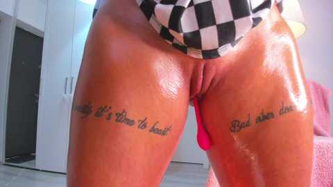 Media: eves_bodyxxx Chaturbate 2024-11-12 09:24:00