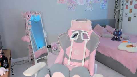 Media: mia_gothh Chaturbate 2024-11-12 17:36:00