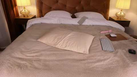 Media: roxy_blue_eyed_ Chaturbate 2024-11-12 17:13:00