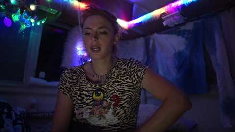 sophie_lovely @ chaturbate on 20241112