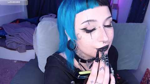 Media: aciddroll Chaturbate 2024-11-13 01:02:00