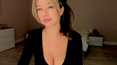 Media: lenamuti Chaturbate 2024-11-13 19:38:00