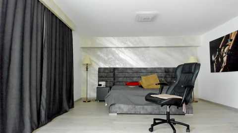 Media: _myaa Chaturbate 2024-11-14 08:38:00