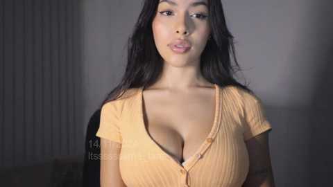 Media: itsssssssme_lana Chaturbate 2024-11-14 23:02:00