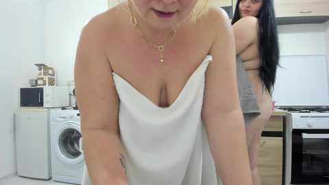 juliana35 @ chaturbate on 20241114