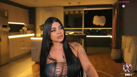Media: valeria_orozco Chaturbate 2024-11-14 02:02:00