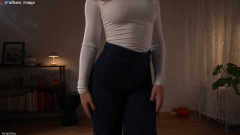 Media: alisonrouge Chaturbate 2024-11-15 01:11:00