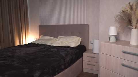 Media: gold_blond Chaturbate 2024-11-15 11:37:00