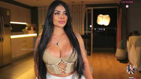 Media: valeria_orozco Chaturbate 2024-11-15 03:39:00