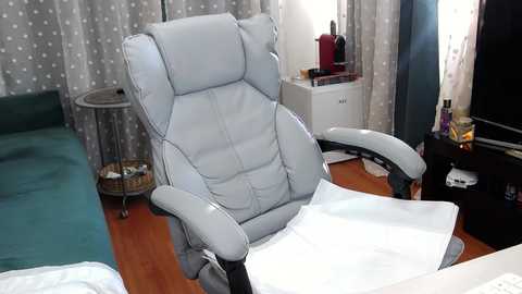 Media: carrielovex Chaturbate 2024-11-17 13:01:00