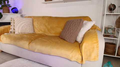 Media: ellaxstar Chaturbate 2024-11-17 09:05:00