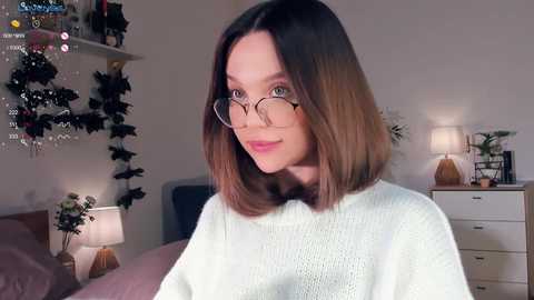 Media: hinatabroks Chaturbate 2024-11-17 14:16:00