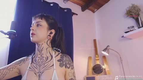 Media: janne_maybe Chaturbate 2024-11-18 17:34:00