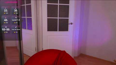 shimmerfox19 @ chaturbate on 20241118