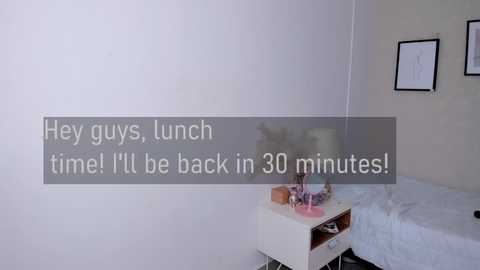 Media: hellen_coy Chaturbate 2024-11-19 17:14:00