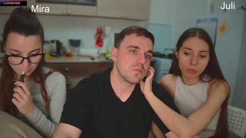 Media: ihavepaws33 Chaturbate 2024-11-19 15:58:00