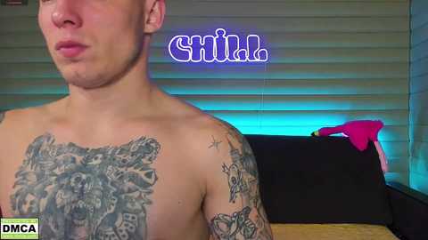 Media: meowluv Chaturbate 2024-11-19 15:20:00