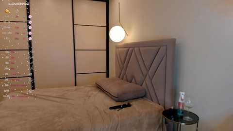 Media: beverlyvega Chaturbate 2024-11-20 20:25:00