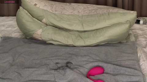 Media: lucynuty Chaturbate 2024-11-20 11:14:00