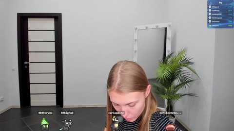 Media: phoebepaw Chaturbate 2024-11-20 16:29:00