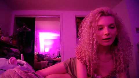 astorialove @ chaturbate on 20241121