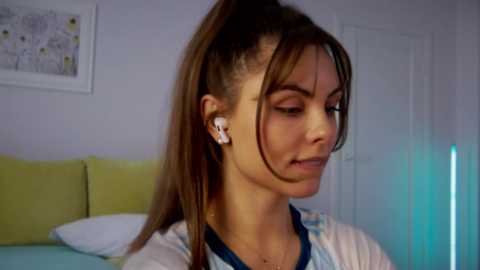 Media: girl_next_door19 Chaturbate 2024-11-21 08:15:00