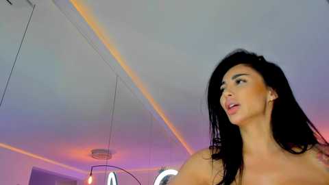 Media: indiansweety Chaturbate 2024-11-21 15:11:00