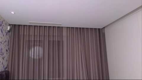 islavivid @ chaturbate on 20241121