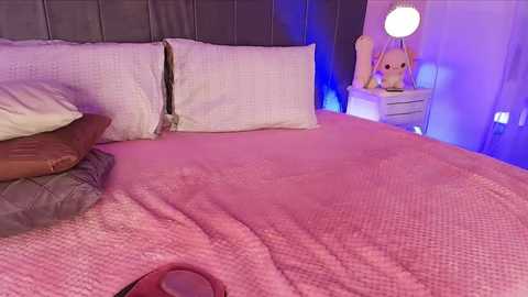 Media: veronicamartin_ Chaturbate 2024-11-21 18:01:00