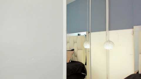 Media: violetahayes Chaturbate 2024-11-21 02:05:00