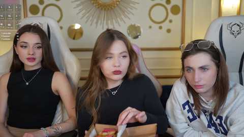 Media: bright_diamonds_054 Chaturbate 2024-11-22 17:10:00