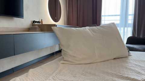 Media: girl_next_door19 Chaturbate 2024-11-23 08:51:00