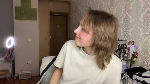 Media: holydori Chaturbate 2024-11-24 20:02:00
