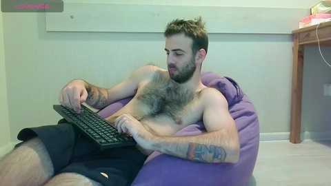 otishairy @ chaturbate on 20241125