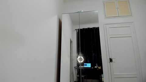 Media: wanderlust_xxx Chaturbate 2024-11-26 04:02:00