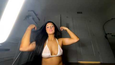 its_jessietea @ chaturbate on 20241127