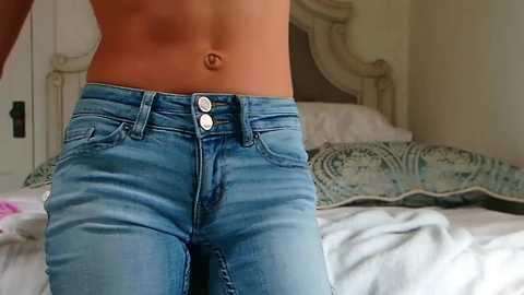 Media: littlegreekflower Chaturbate 2024-11-28 16:44:00