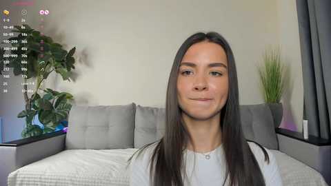 Media: nicoleluuv Chaturbate 2024-11-28 16:14:00