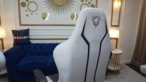 Media: bright_diamonds_054 Chaturbate 2024-11-29 20:07:00