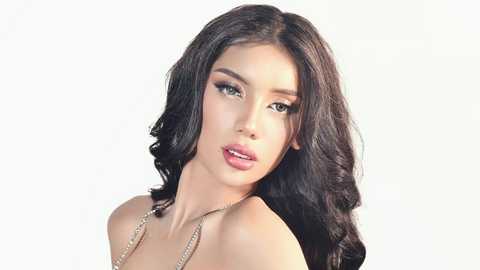 Media: trixieemerald Chaturbate 2024-11-29 05:18:00