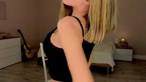 Media: lenamuti Chaturbate 2024-11-30 17:41:00