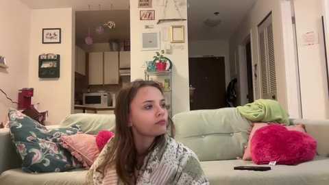 Media: maevebaezie Chaturbate 2024-11-30 07:20:00