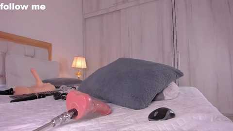 Media: missjuliaa_ Chaturbate 2024-11-30 09:31:00