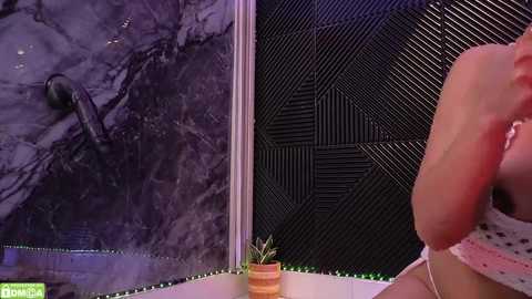 Media: nicollbashel Chaturbate 2024-11-30 13:54:00