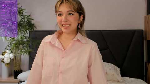 Media: pinkncrazy Chaturbate 2024-11-30 03:09:00
