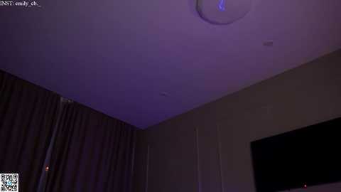 Media: emilybatee Chaturbate 2024-12-01 19:13:00