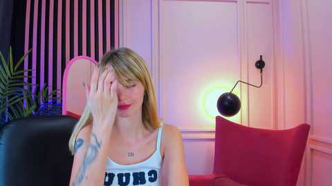 molly_toscana @ chaturbate on 20241201