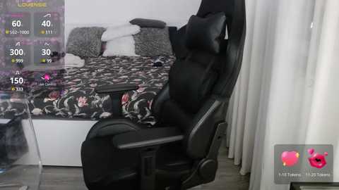 Media: nauty_leila Chaturbate 2024-12-02 12:15:00