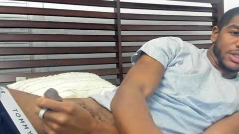Media: urnewdaddy90 Chaturbate 2024-12-02 03:29:00