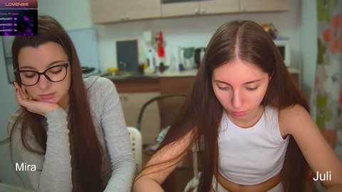 Media: ihavepaws33 Chaturbate 2024-12-03 18:16:00